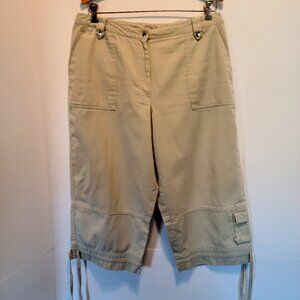 STUDIO WORKS WOMEN KHAKI CAPRI WITH POCKETS FRONT/ BACK DRAWSTRING CUFFS SZ 12P